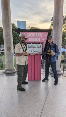 Slushy Lady Italian Ice Mobile Bartending by null