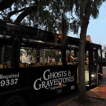 Ghosts & Gravestones - Historical Tours Near Me - Savannah, Georgia Ghosts & Gravestones - Historical Tours Near Me - Savannah, Georgia