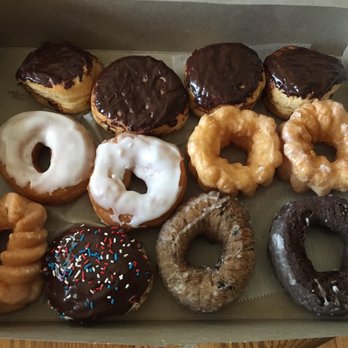 Spunky Dunkers Donuts - Dozen donuts - Donuts Near Me - Palatine, Illinois