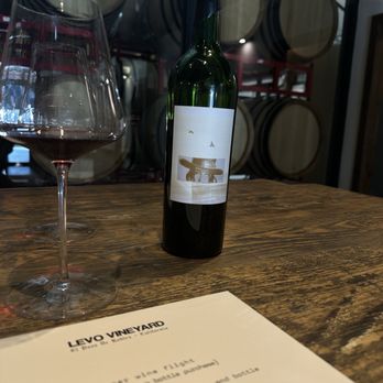 Levo Wine - Wine Tasting Room Near Me - Paso Robles, California