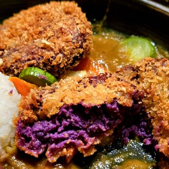 Twelvemonth - Inside of Japanese curry - Vegan Near Me - Burlingame, California Twelvemonth - Inside of Japanese curry - Vegan Near Me - Burlingame, California