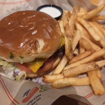 Chili's - Old timer with cheese and crispy fries - Tex-Mex Near Me - Reno, Nevada Chili's - Old timer with cheese and crispy fries - Tex-Mex Near Me - Reno, Nevada