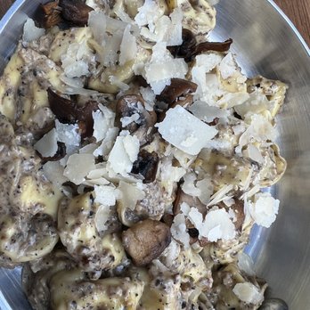 Lombardi - Ravioli al Funghi - Italian Near Me - Paris