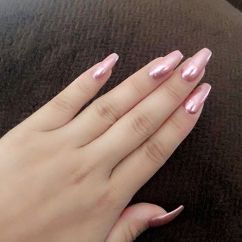 Magic Nails - Rose gold chrome nails - Nail Salons Near Me - Rialto, California