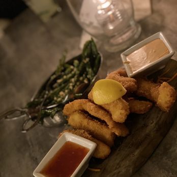 Sur at The Barnyard - Tender Calamari Strips & sautéed Szechuan Green Beans - New American Near Me - Carmel, California Sur at The Barnyard - Tender Calamari Strips & sautéed Szechuan Green Beans - New American Near Me - Carmel, California