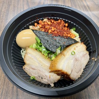 Menya le Nood - Menya Ramen with spicy tempura flakes (before adding broth) - Ramen Near Me - Honolulu, Hawaii Menya le Nood - Menya Ramen with spicy tempura flakes (before adding broth) - Ramen Near Me - Honolulu, Hawaii