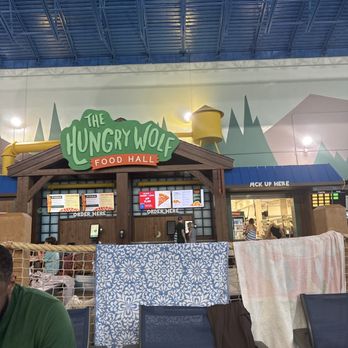 Great Wolf Lodge - Fool hall in water park - Water Parks Near Me - Naples, Florida