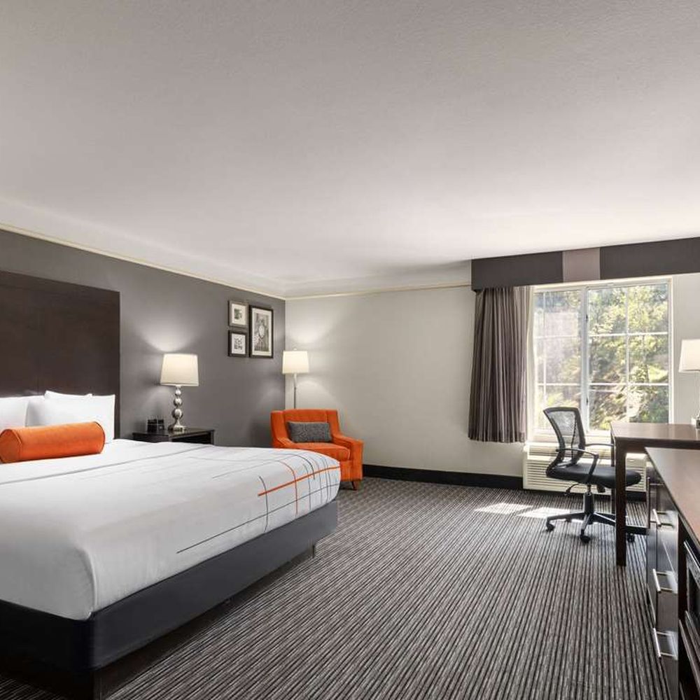 TOP 10 BEST Boutique Hotels in Santa Clarita, CA - Updated 2025 - Yelp