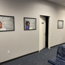 America's Best Contacts & Eyeglasses - America's Best - Waiting Area