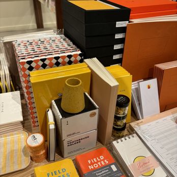 McNally Jackson - Bookstores Near Me - New York, New York