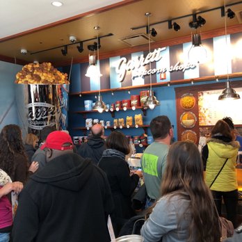 Garrett Popcorn Shops - Popcorn Shops Near Me - Chicago, Illinois