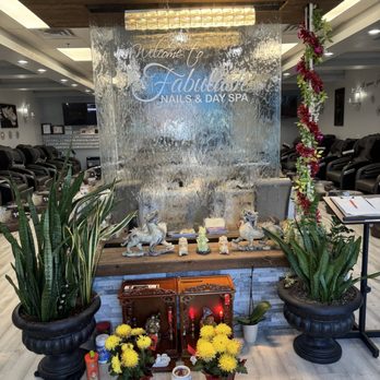 Fabulash Nails & Day Spa - Front entrance! - Eyelash Service Near Me - Rocklin, California