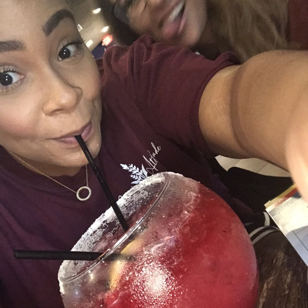Milpa Kitchen Restaurant - Fish bowl -Berry hibiscus - Mexican Near Me - Denton, Texas