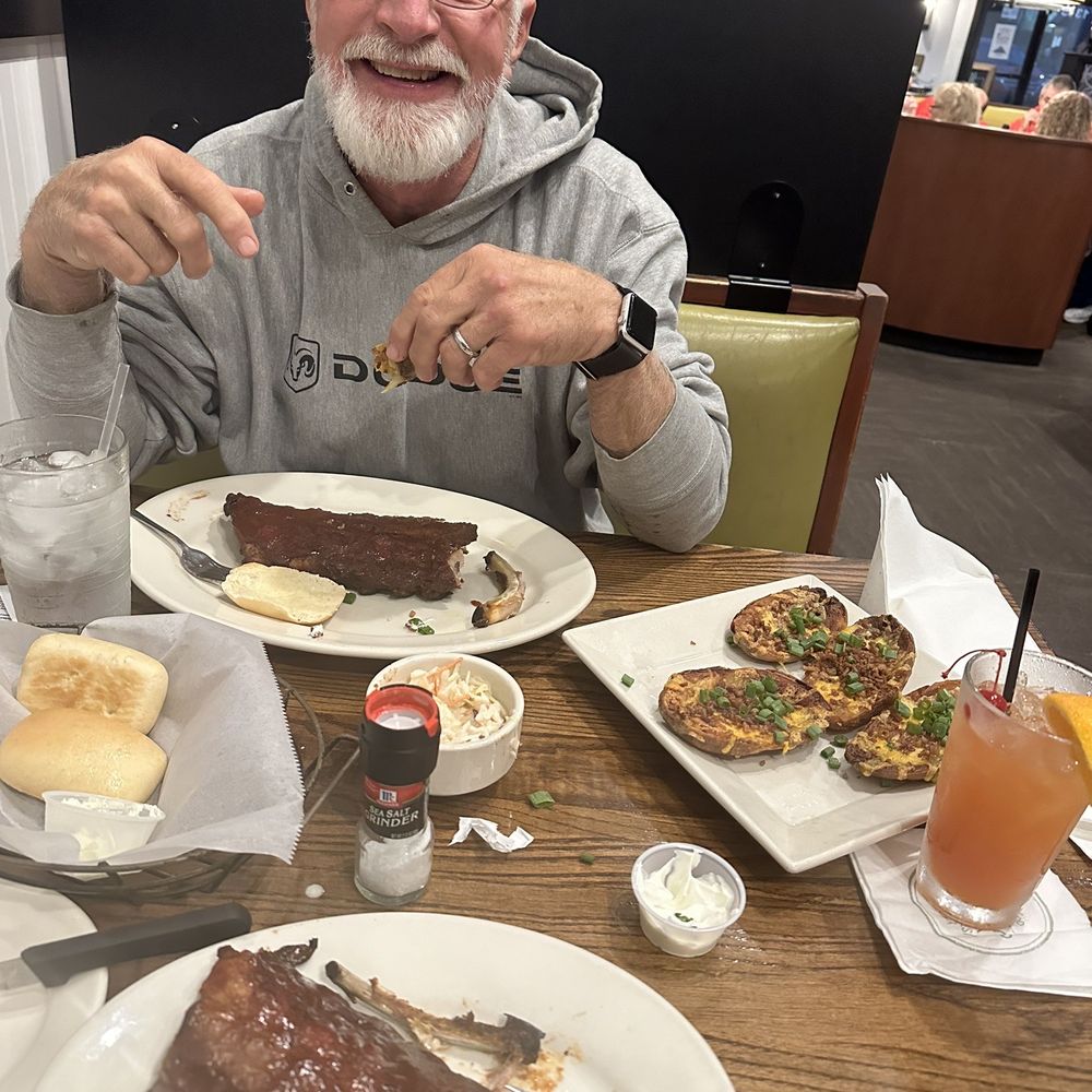 O'Charley's Restaurant & Bar - Ribs, potato skins, hurricane drink - American Near Me - Mansfield, Ohio O'Charley's Restaurant & Bar - Ribs, potato skins, hurricane drink - American Near Me - Mansfield, Ohio