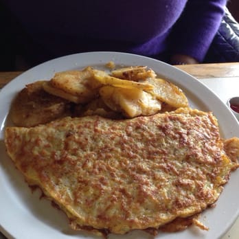 Linda's Eating Place - Western omelette. - Breakfast & Brunch Near Me - Midhurst, Ontario