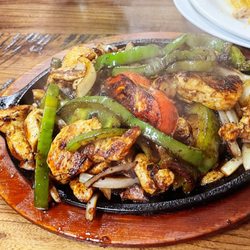 La Fondita Mexicana - Chicken Fajitas