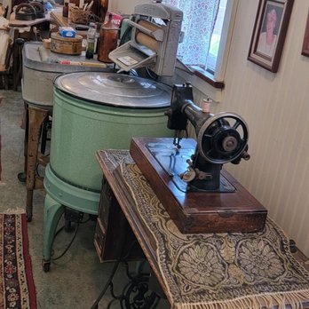 Errea House Museum - Museums Near Me - Tehachapi, California