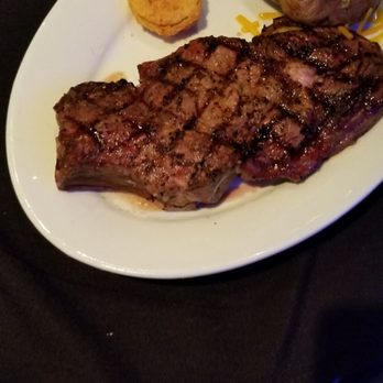 FD's Grillhouse - American Near Me - Tyler, Texas