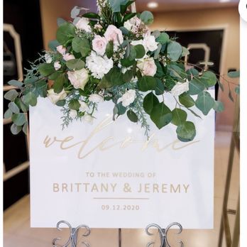 Blue Iris Florist - I ordered this exact sign and told her to please put a flower arrangement on it like the phot - Florists Near Me - Glendale, California