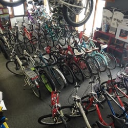 Smitty's Bicycle & Locksmith Service - Showroom floor