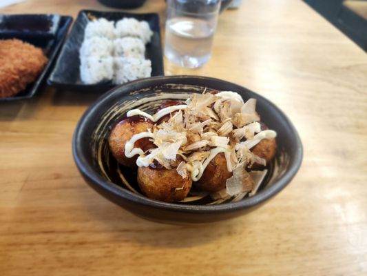 J SAN RAMEN FULLERTON by null