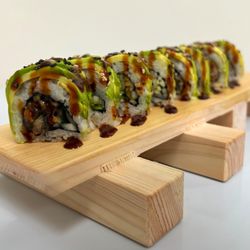 Kyoto Mart & Deli - Green Dragon Roll