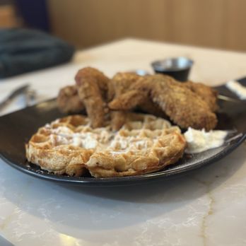 Gritz N' Wafflez - Chicken and Waffle - Breakfast & Brunch Near Me - Los Angeles, California
