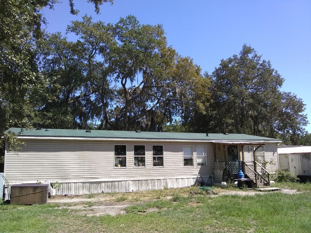 Slide of Michaels Roofing