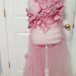 Shajessy - Step into a whimsical essence in this dress
