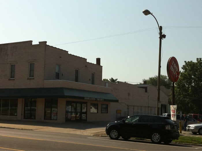 HIGHLAND’S TRU BUY Updated October 2024 610 Broadway, Highland