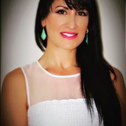 Bela Amato - RE/MAX Cornerstone