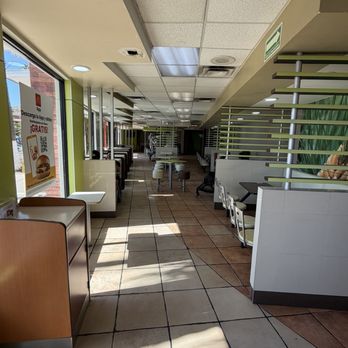 Mcdonald's - Fast Food Near Me - Ensenada, BCN Mcdonald's - Fast Food Near Me - Ensenada, BCN