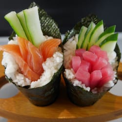 The Conder Restaurant - 83.salmon hand roll