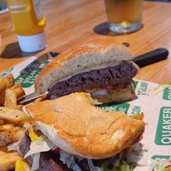 Quaker Steak & Lube