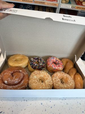 Dandee Donut Factory by null