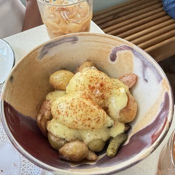 Frank & Laurie's - Poached eggs and potatoes. The star dish. Unbelievable. - Breakfast & Brunch Near Me - Providence, Rhode Island Frank & Laurie's - Poached eggs and potatoes. The star dish. Unbelievable. - Breakfast & Brunch Near Me - Providence, Rhode Island