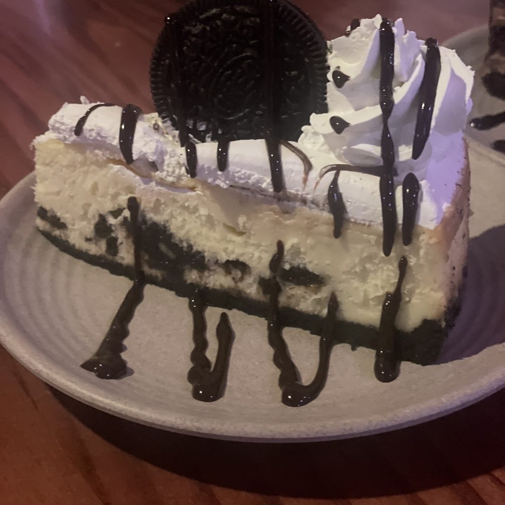 Dragon's Den - Oreo cheesecake - American Near Me - Carlsbad, California