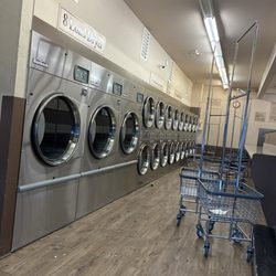 Vista Way Laundry