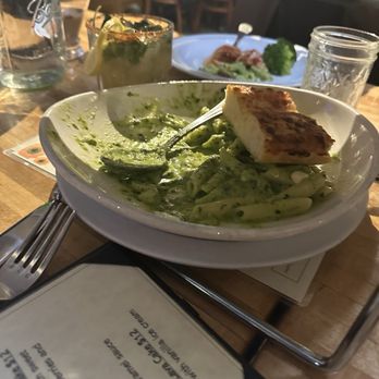 Hideaway House - Chicken pesto pasta - Pizza Near Me - Sedona, Arizona