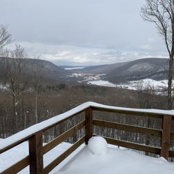 Hunt Hollow Ski Club - Honeoye Lake view!