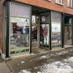 Kalamazoo Pickers - Store front