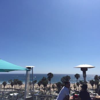 High Rooftop Lounge - Loving the view - Lounges Near Me - Venice, California High Rooftop Lounge - Loving the view - Lounges Near Me - Venice, California