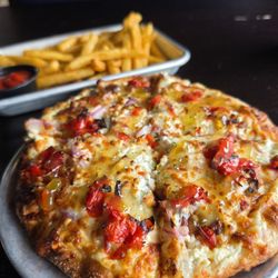 Green chili pizza