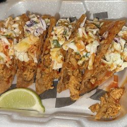 Lonestar Schooner Bar and Grill - Asian Tacos