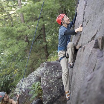 Devils Lake Climbing Guides - Many gym climbers experience their first outdoor climbs at Devil's Lake. - Rock Climbing Near Me Devils Lake Climbing Guides - Many gym climbers experience their first outdoor climbs at Devil's Lake. - Rock Climbing Near Me