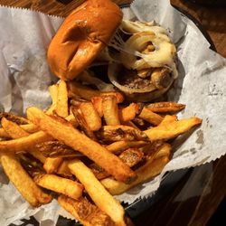 The Goat - Burgers and fries