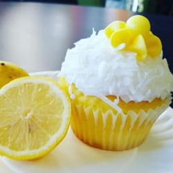 Sweet Designs Cakery - Specialty Delish Cupcake: Lemon Coconut Cream