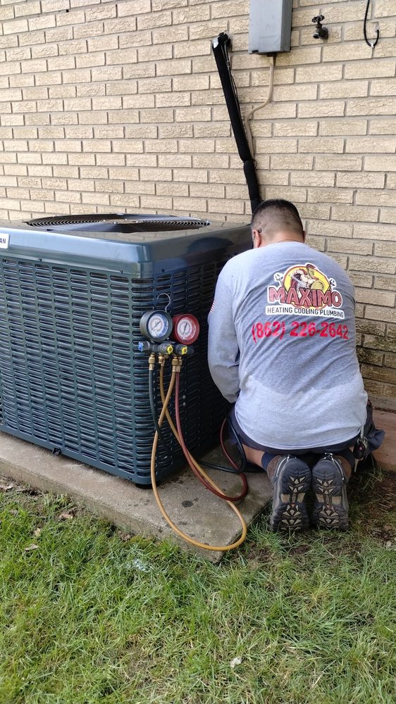 Slide of Maximo Heating, Cooling & Plumbing