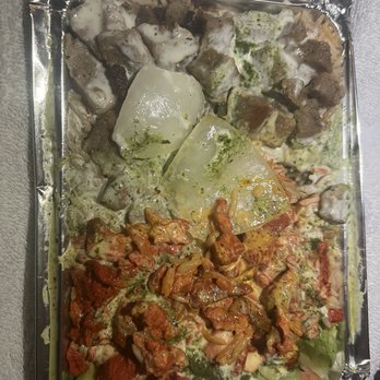 District Chicken & Gyro - Halal Near Me - Vienna, Virginia