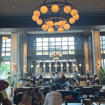 Cira - Interior - Mediterranean Near Me - Chicago, Illinois